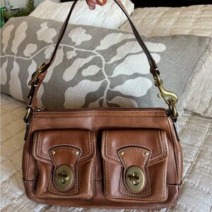 Beautiful Vintage Coach Tan Leather Shoulder Bag